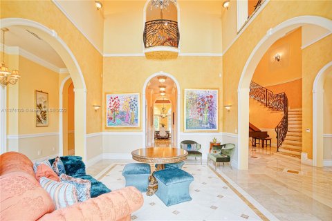 Villa ou maison à vendre à Pinecrest, Floride: 8 chambres, 809.36 m2 № 124695 - photo 13