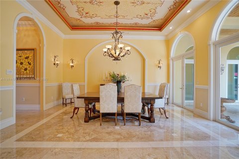 Villa ou maison à vendre à Pinecrest, Floride: 8 chambres, 809.36 m2 № 124695 - photo 24