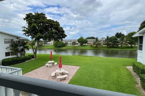 Copropriété à vendre à West Palm Beach, Floride: 1 chambre, 63.55 m2 № 1336681 - photo 1