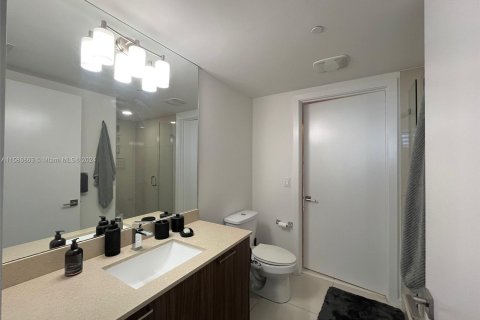 Condominio en venta en Doral, Florida, 2 dormitorios, 97.73 m2 № 1173862 - foto 5