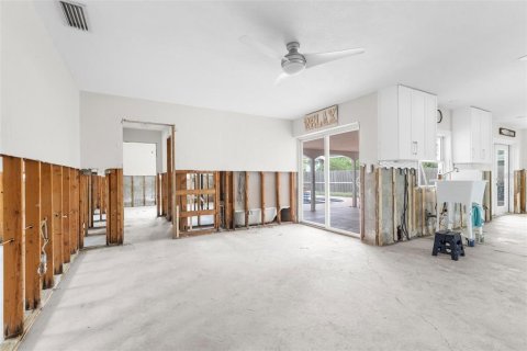 Casa en venta en Saint Petersburg, Florida, 4 dormitorios, 174.47 m2 № 1400714 - foto 10