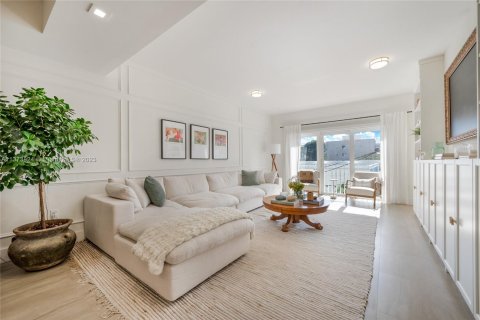 Condominio en venta en Coral Gables, Florida, 2 dormitorios, 146.51 m2 № 440774 - foto 9