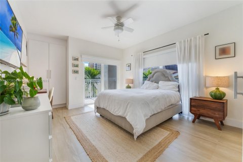 Condominio en venta en Coral Gables, Florida, 2 dormitorios, 146.51 m2 № 440774 - foto 10