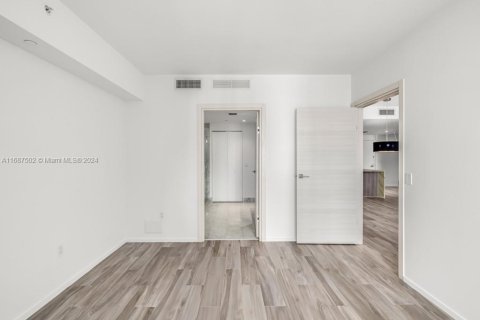 Condominio en venta en Miami, Florida, 2 dormitorios, 132.85 m2 № 1428249 - foto 26