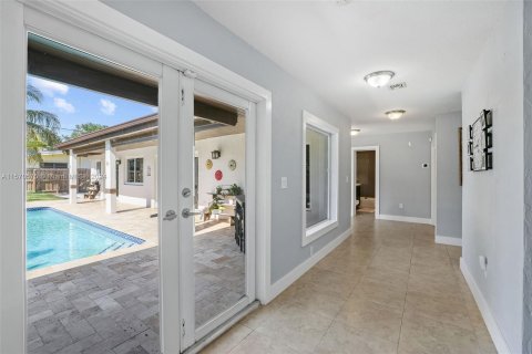 Villa ou maison à vendre à Palmetto Bay, Floride: 5 chambres, 285.4 m2 № 1128453 - photo 25