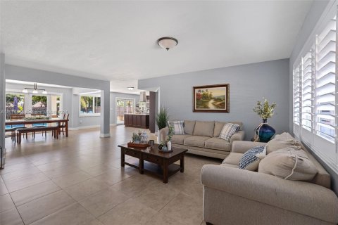 Villa ou maison à vendre à Palmetto Bay, Floride: 5 chambres, 285.4 m2 № 1128453 - photo 8