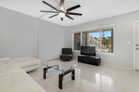 Copropriété à vendre à Pompano Beach, Floride: 2 chambres, 77.85 m2 № 1185170 - photo 19