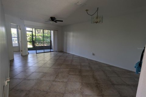 Copropriété à vendre à Orlando, Floride: 2 chambres, 92.9 m2 № 1374052 - photo 18