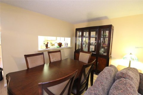 Condo in Altamonte Springs, Florida, 3 bedrooms  № 1374051 - photo 19