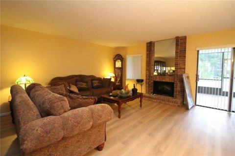 Condo in Altamonte Springs, Florida, 3 bedrooms  № 1374051 - photo 7