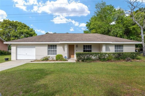House in Ocala, Florida 3 bedrooms, 116.69 sq.m. № 1109193 - photo 1