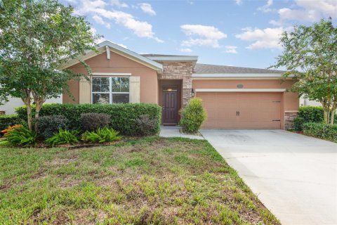 Villa ou maison à vendre à DeLand, Floride: 3 chambres, 172.15 m2 № 1392632 - photo 1