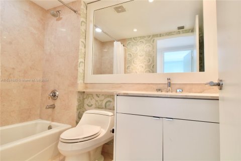Condominio en venta en Key Biscayne, Florida, 3 dormitorios, 230.12 m2 № 1008959 - foto 19