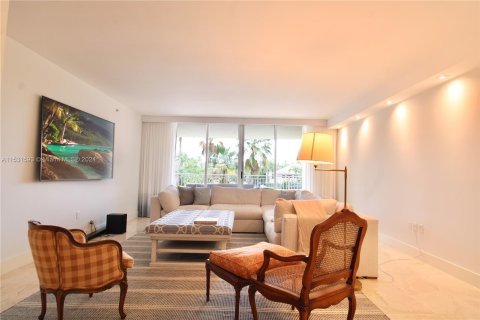 Condominio en venta en Key Biscayne, Florida, 3 dormitorios, 230.12 m2 № 1008959 - foto 2