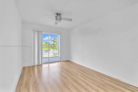 Copropriété à vendre à Boca Raton, Floride: 2 chambres, 83.24 m2 № 1235762 - photo 19