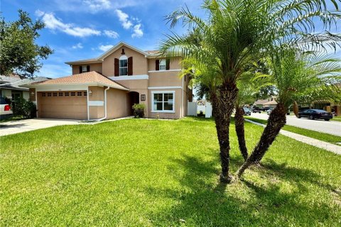 Villa ou maison à vendre à Kissimmee, Floride: 3 chambres, 221.76 m2 № 1260728 - photo 2