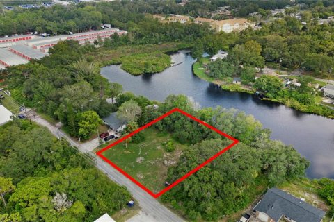 Terreno en venta en New Port Richey, Florida № 1322297 - foto 3