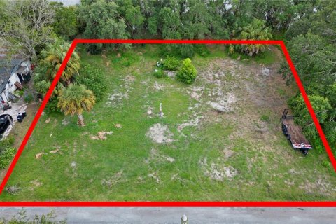 Land in New Port Richey, Florida № 1322297 - photo 1