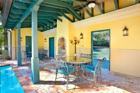 Casa en venta en Coral Gables, Florida, 6 dormitorios, 591.6 m2 № 965658 - foto 22