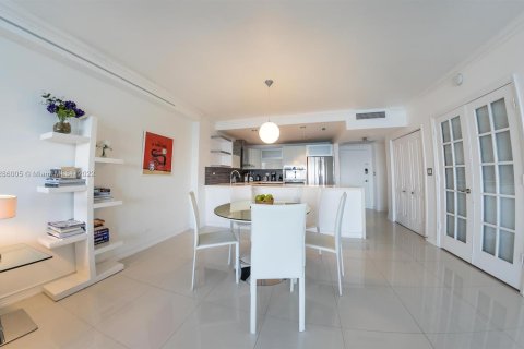 Copropriété à louer à Miami Beach, Floride: 2 chambres, 86.4 m2 № 132287 - photo 5