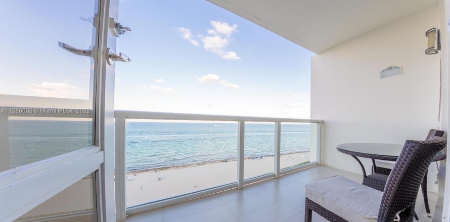 Condo à Miami Beach, Floride, 2 chambres  № 132287