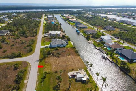 Terrain à vendre à Port Charlotte, Floride № 920157 - photo 3