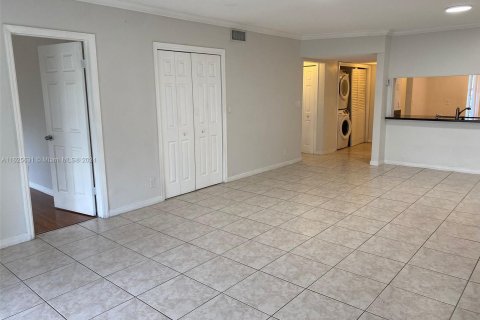 Copropriété à vendre à Deerfield Beach, Floride: 2 chambres, 116.13 m2 № 1272066 - photo 1