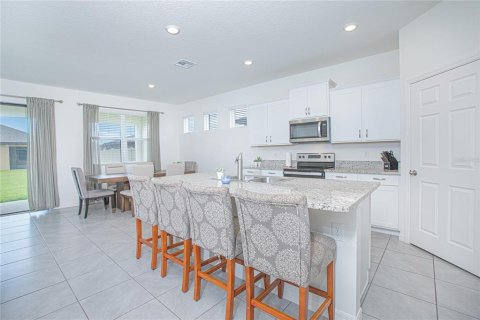 Villa ou maison à vendre à Palm Bay, Floride: 4 chambres, 190.08 m2 № 1111102 - photo 9