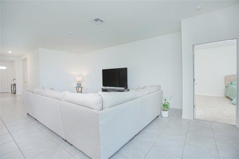 Villa ou maison à vendre à Palm Bay, Floride: 4 chambres, 190.08 m2 № 1111102 - photo 13