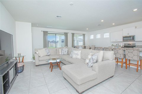 Villa ou maison à vendre à Palm Bay, Floride: 4 chambres, 190.08 m2 № 1111102 - photo 12