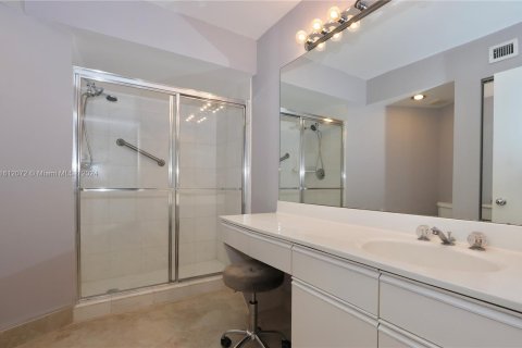 Copropriété à vendre à Aventura, Floride: 2 chambres, 109.72 m2 № 1235498 - photo 21