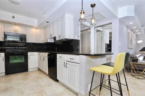 Copropriété à vendre à Aventura, Floride: 2 chambres, 109.72 m2 № 1235498 - photo 15