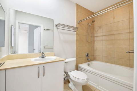 Condominio en venta en West Palm Beach, Florida, 1 dormitorio, 74.6 m2 № 959403 - foto 12