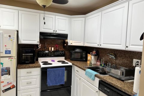 Condo in Delray Beach, Florida, 1 bedroom  № 924014 - photo 6