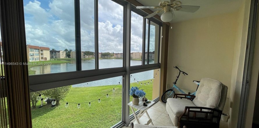 Condo à Sunrise, Floride, 1 chambre  № 874231