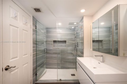 Adosado en venta en Aventura, Florida, 1 dormitorio, 79.8 m2 № 1329529 - foto 15