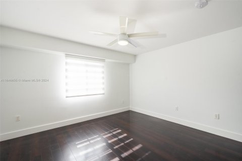 Townhouse in Aventura, Florida 1 bedroom, 79.8 sq.m. № 1329529 - photo 14