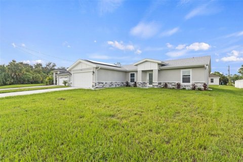 Villa ou maison à vendre à North Port, Floride: 3 chambres, 150.5 m2 № 1352727 - photo 3