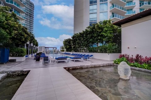 Condo in Sunny Isles Beach, Florida, 3 bedrooms  № 1139450 - photo 7