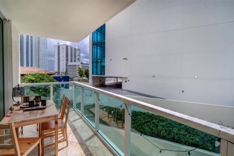 Copropriété à vendre à Sunny Isles Beach, Floride: 3 chambres, 134.43 m2 № 1139450 - photo 20