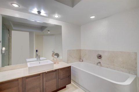 Copropriété à vendre à Sunny Isles Beach, Floride: 3 chambres, 134.43 m2 № 1139450 - photo 26