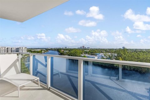 Condo in Fort Lauderdale, Florida, 3 bedrooms  № 1418290 - photo 10