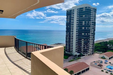 Condominio en alquiler en Riviera Beach, Florida, 2 dormitorios, 133.04 m2 № 802853 - foto 2