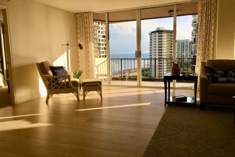 Condominio en alquiler en Riviera Beach, Florida, 2 dormitorios, 133.04 m2 № 802853 - foto 12