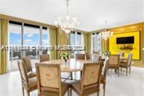 Condominio en venta en Bal Harbour, Florida, 6 dormitorios, 542.18 m2 № 1388230 - foto 16