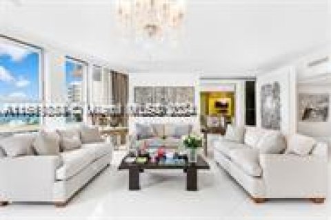 Condominio en venta en Bal Harbour, Florida, 6 dormitorios, 542.18 m2 № 1388230 - foto 9