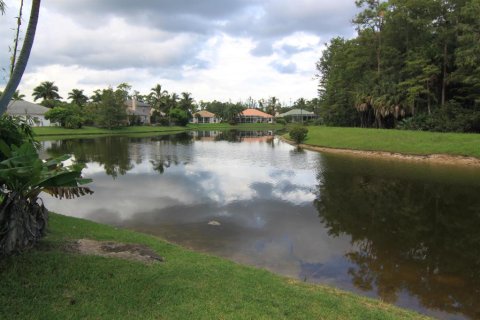 Villa ou maison à louer à Royal Palm Beach, Floride: 3 chambres, 240.34 m2 № 696884 - photo 5