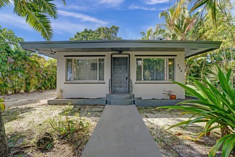 Immobilier commercial à vendre à Dania Beach, Floride: 408.96 m2 № 1120202 - photo 1