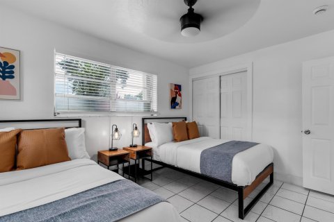 Villa ou maison à vendre à Hollywood, Floride: 4 chambres, 115.38 m2 № 1155558 - photo 6