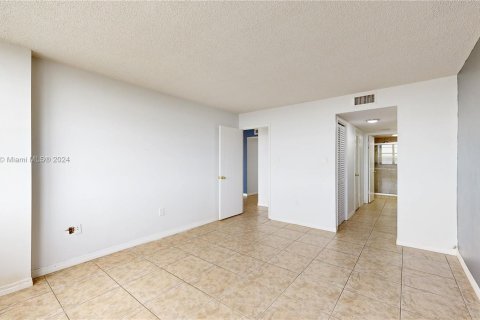 Copropriété à vendre à Aventura, Floride: 1 chambre, 93.37 m2 № 1387931 - photo 13